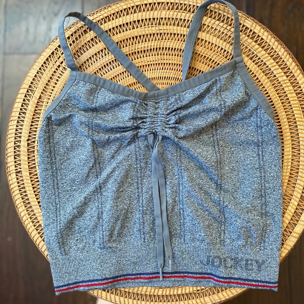 Jockey lounge tank